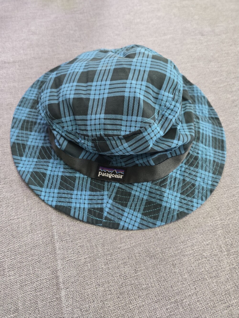 Patagonia  Teal and Black Plaid Bucket Hat Size M